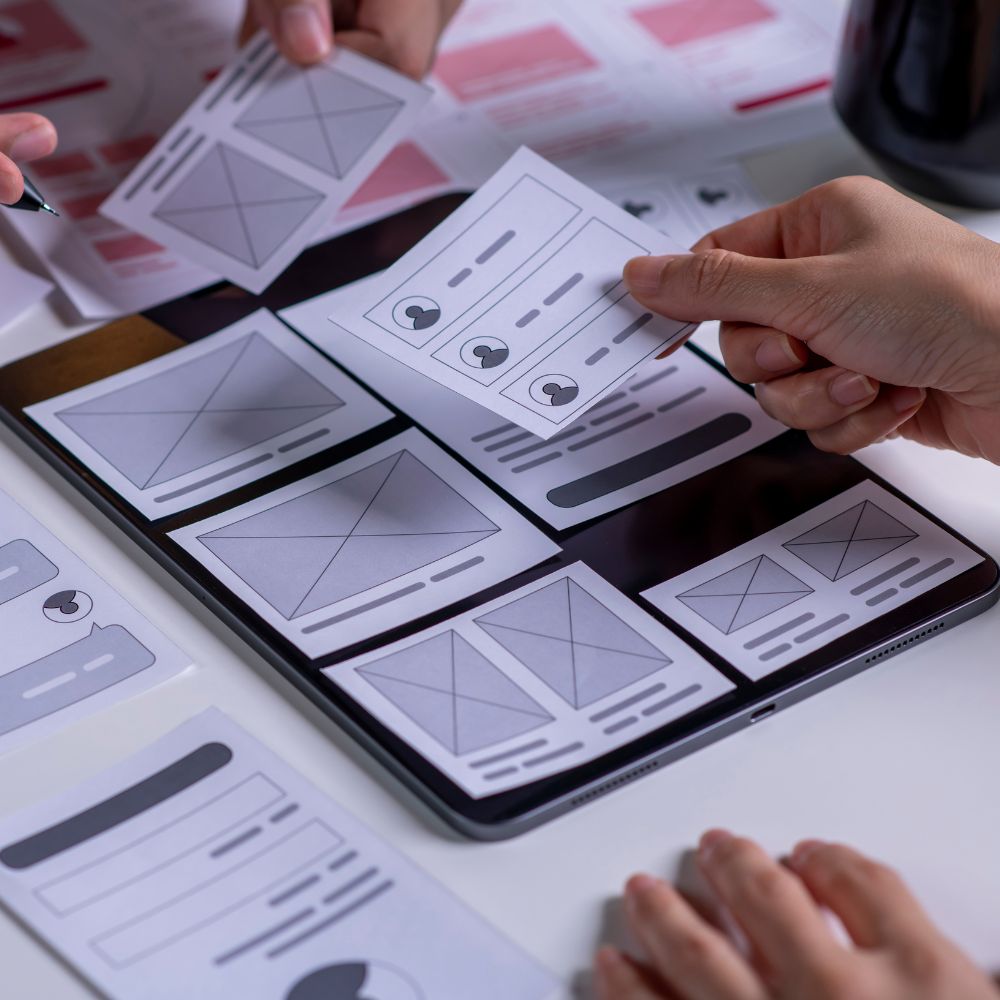 Interface balancing visual clarity and function